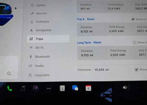 2019 Tesla Model 3 Long Range/Performance z USA, uszkodzony, nr VIN 5YJ3E1EB7KF195047